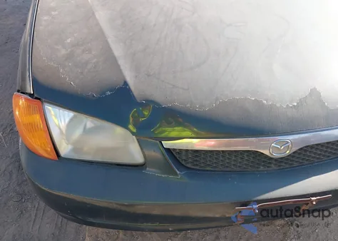 2000 Mazda Protege Dx/Lx z USA, uszkodzony, nr VIN JM1BJ2222Y0270939